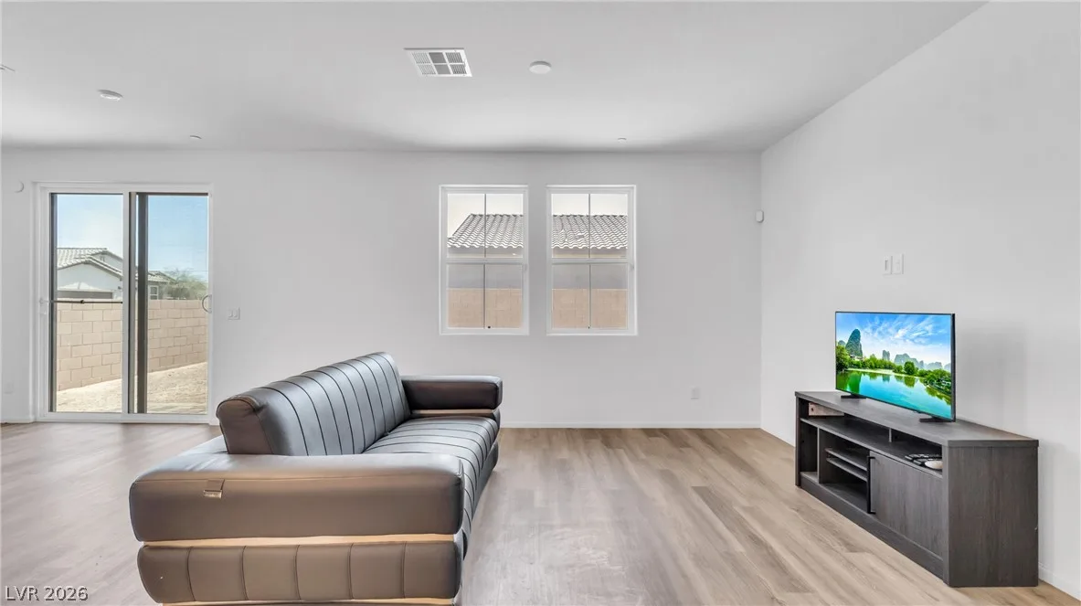 4709 Woodland Avenue — photo 4