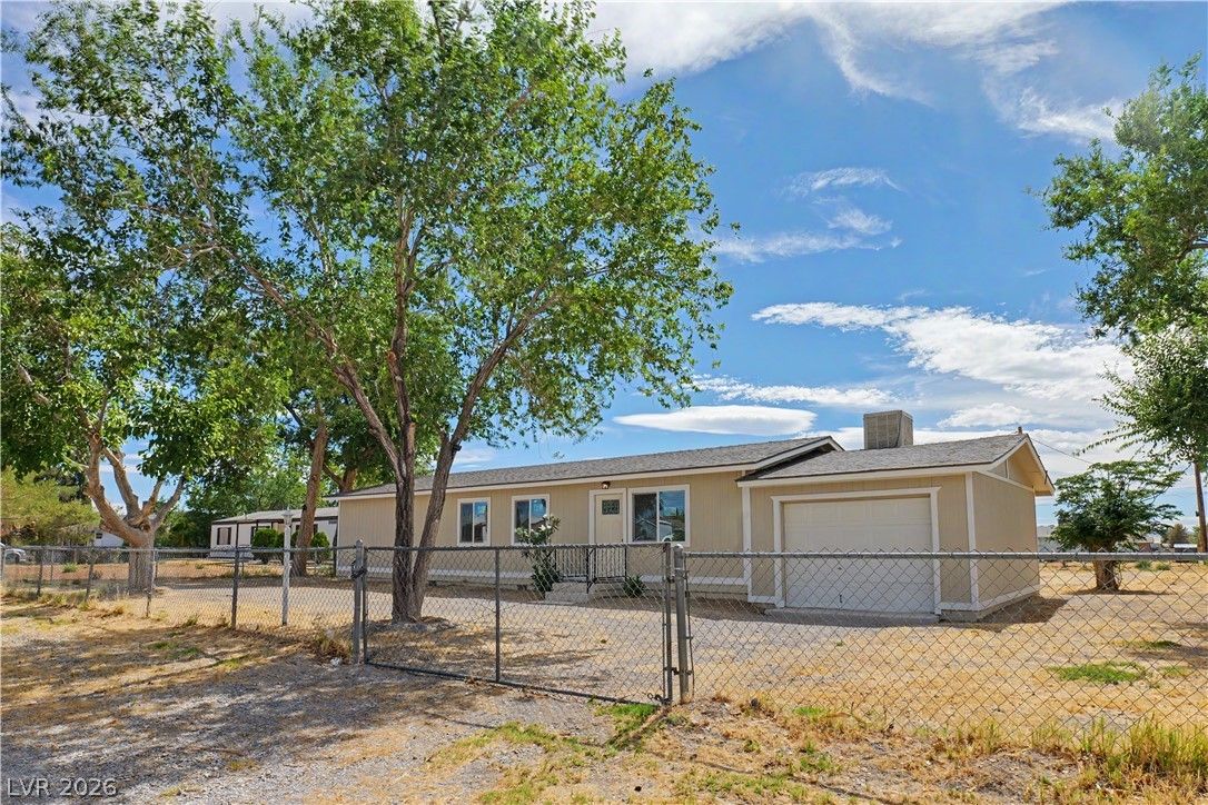 3960 Point Drive — photo 2