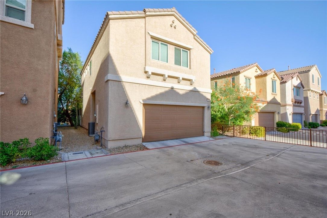 7720 Vibrant Thread Court — photo 1