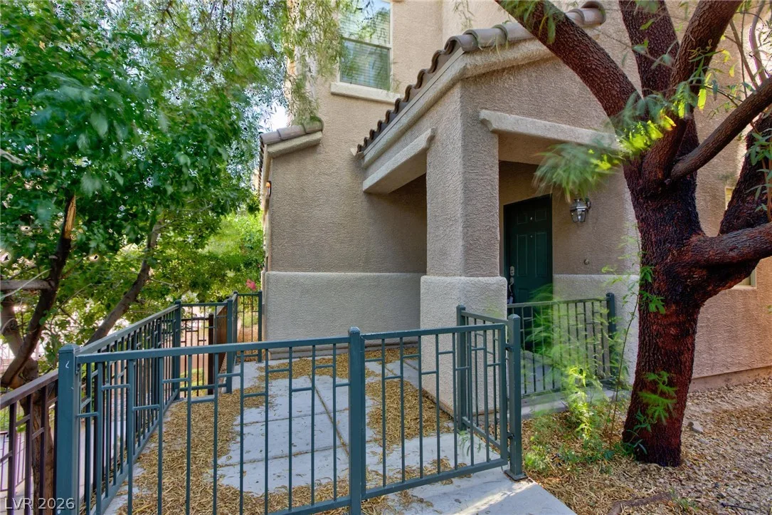 7720 Vibrant Thread Court — photo 2