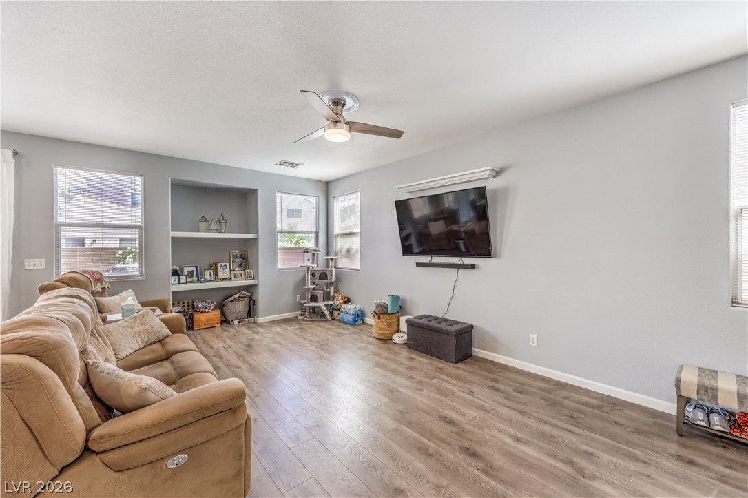 6164 West Haleh Avenue — photo 3