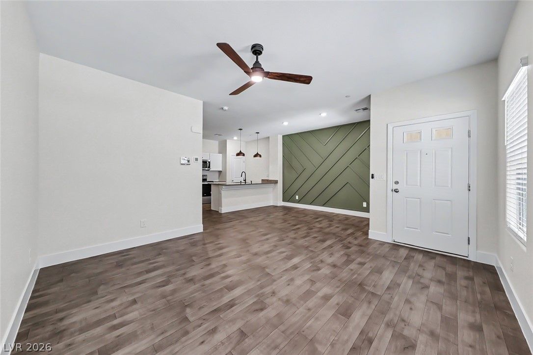 535 Thistleberry Avenue — photo 4