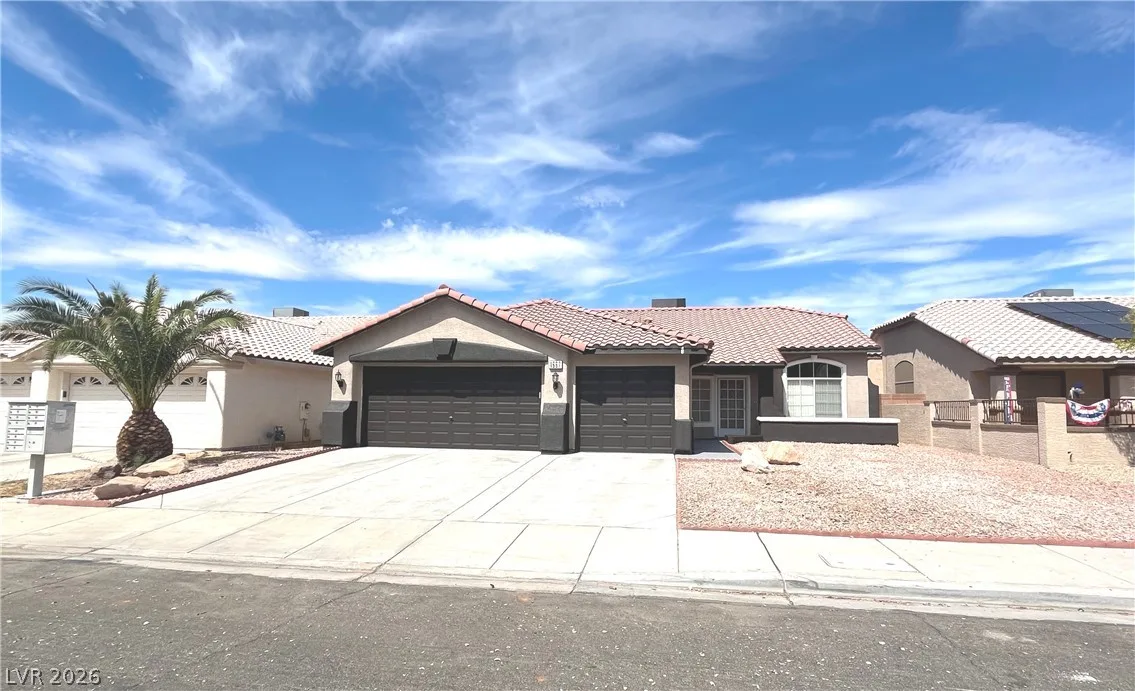 1667 Tangerine Rose Drive — photo 4