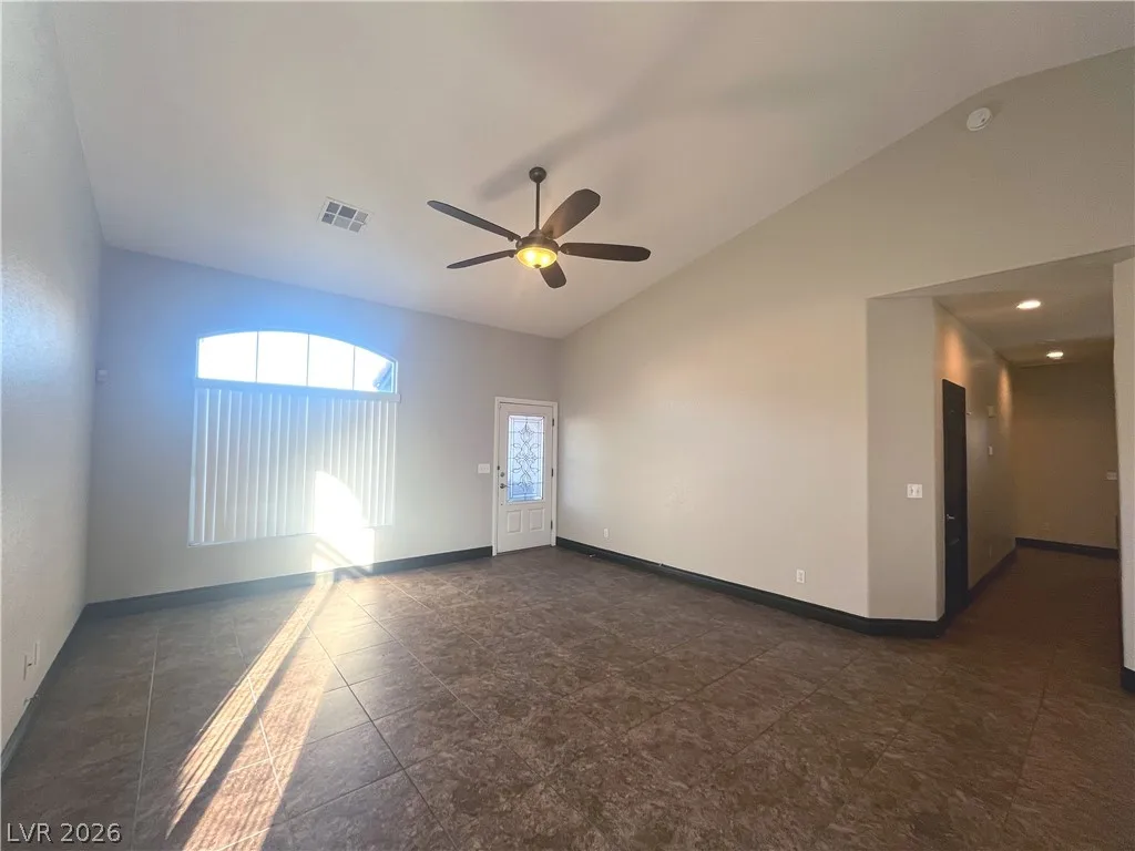 1667 Tangerine Rose Drive — photo 5