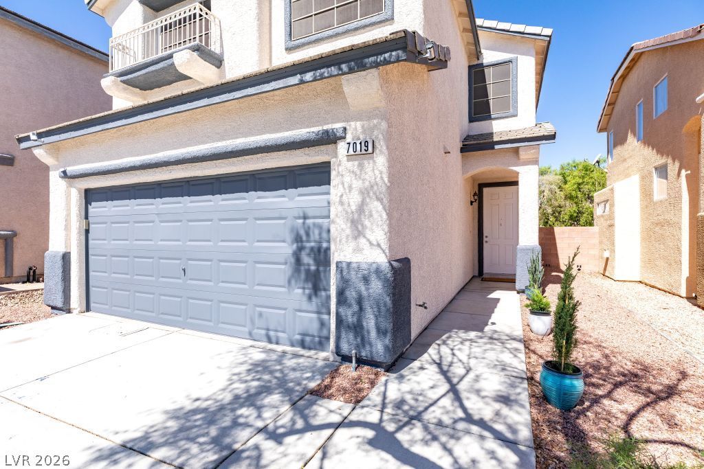 7019 Azure Beach Street — photo 4