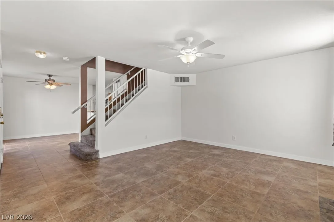 2602 Orchard Meadows Avenue — photo 4 of 26
