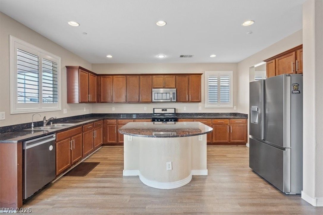 1121 Copper Grass Street — photo 5