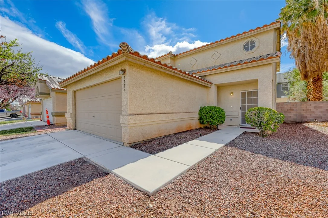 7537 Maiden Run Avenue — photo 4