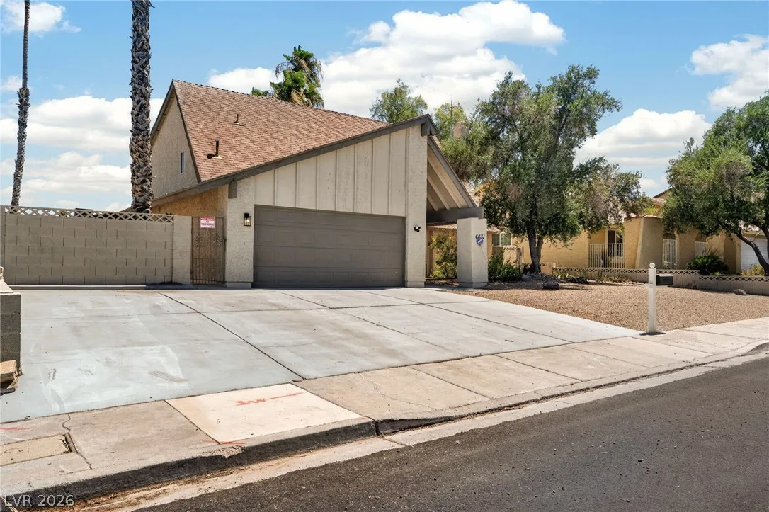 4431 El Campana Way — photo 3