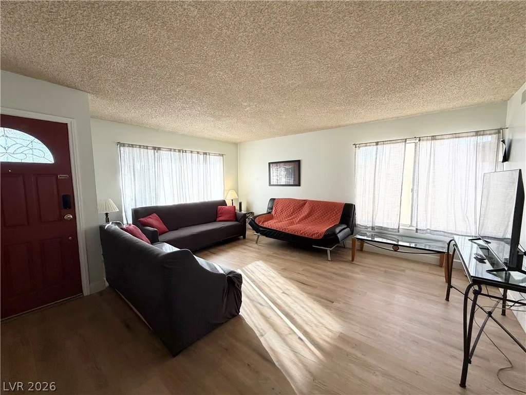 2126 Rawhide Street — photo 4