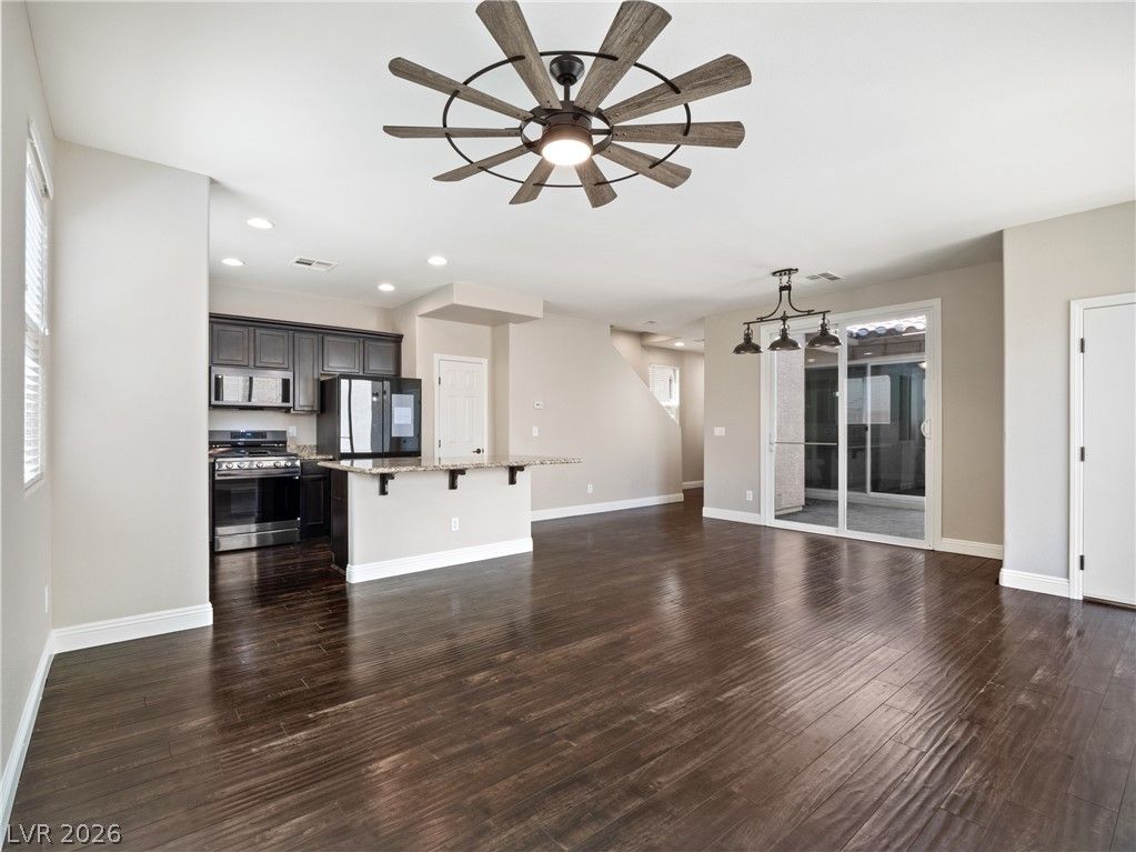 7542 Crooked Branch Street — photo 5 of 26