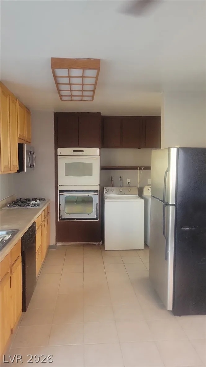 4617 Stacey Avenue — photo 4 of 19