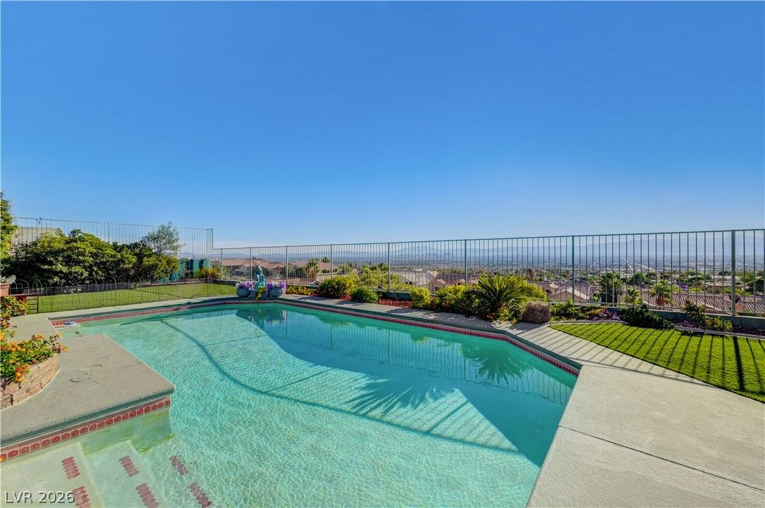 1941 Napoleon Drive — photo 3