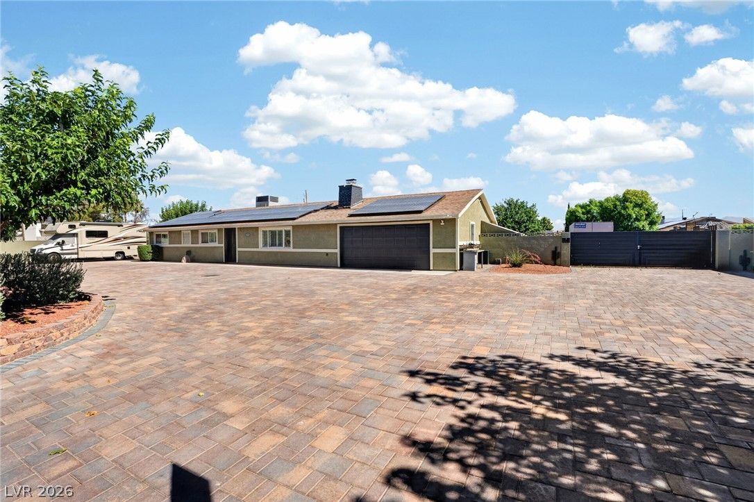 6336 Buckskin Avenue — photo 4 of 31