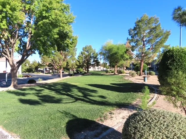 1623 Cave Spring Drive — photo 2