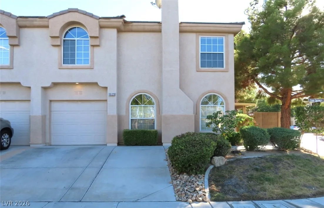 1623 Cave Spring Drive — photo 3