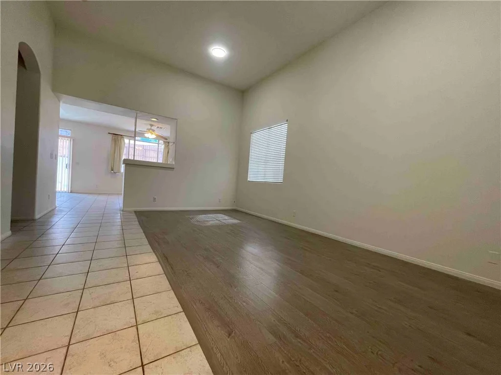 531 CURTIN Court — photo 4