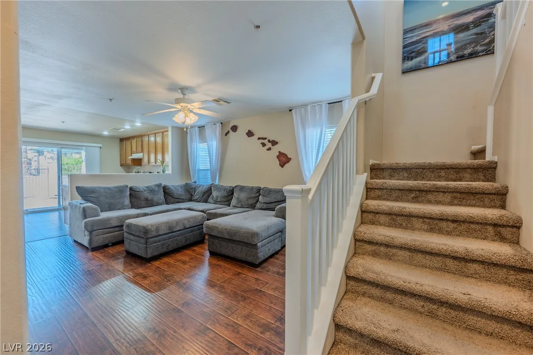 1077 Paradise Coach Drive — photo 3