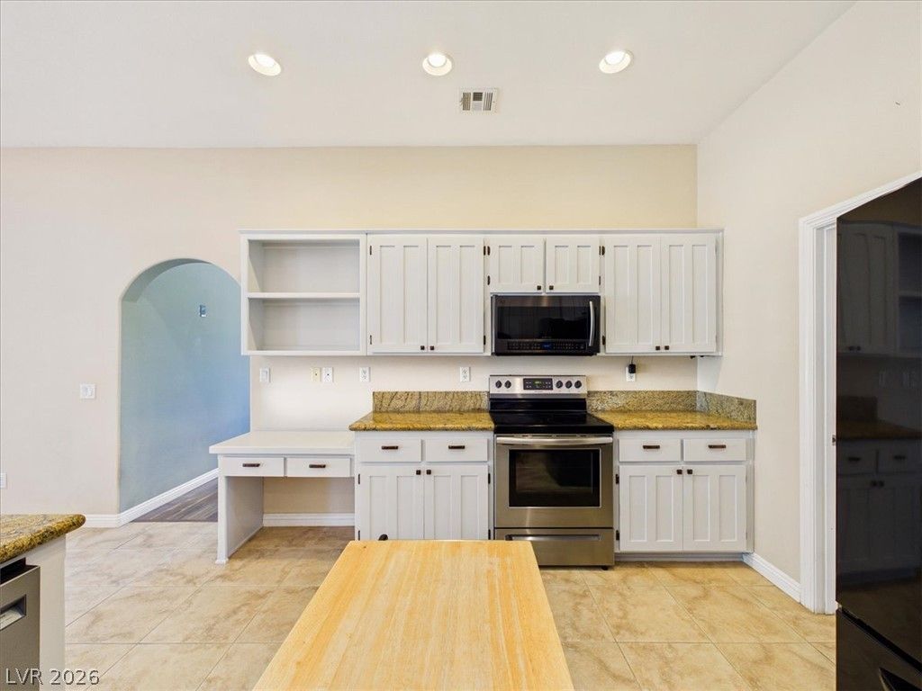 6640 Stubblefield Drive — photo 2