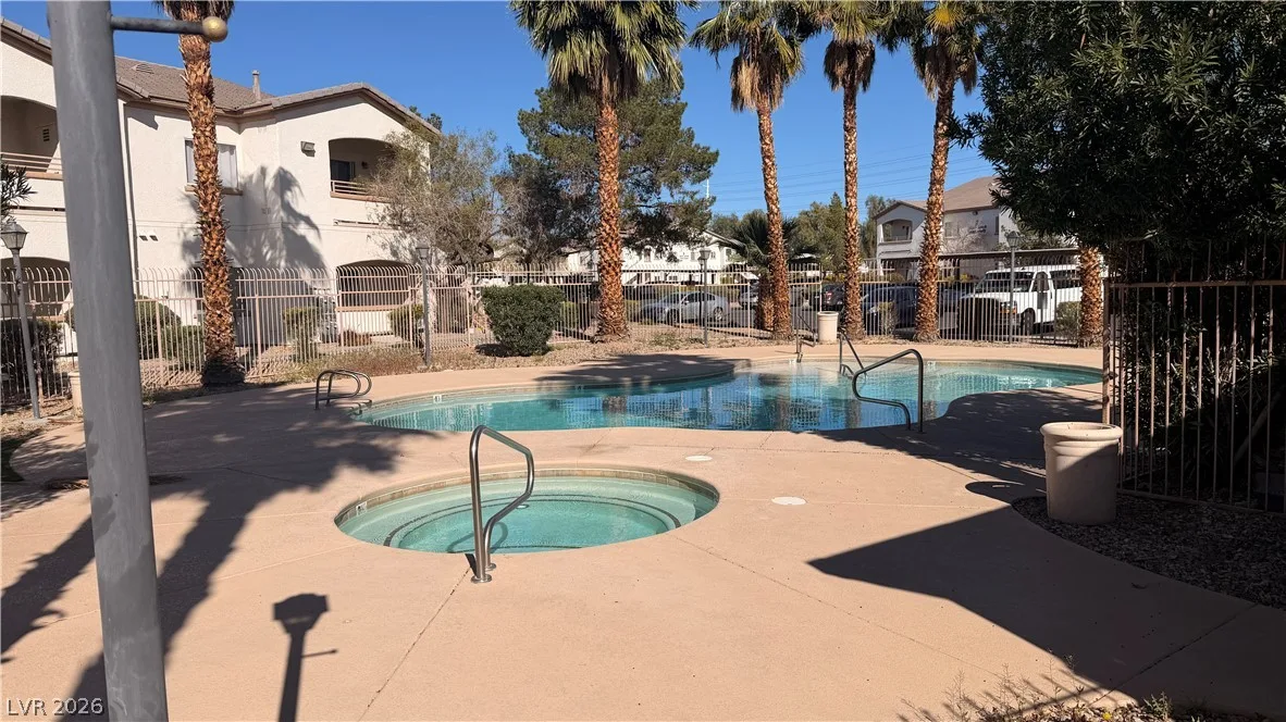 5655 East Sahara Avenue 2046 — photo 3