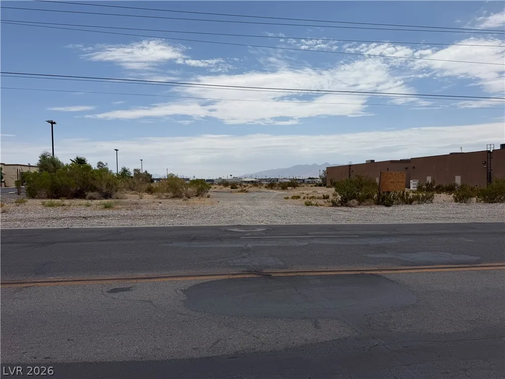 1571 East Basin Avenue — photo 3 of 9