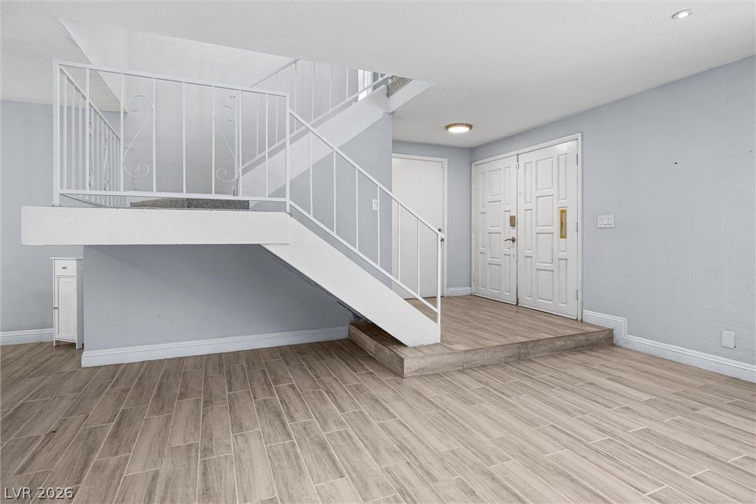 3303 Royce Court — photo 3