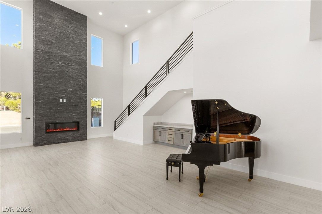 3423 Spanish Winds Court — photo 4