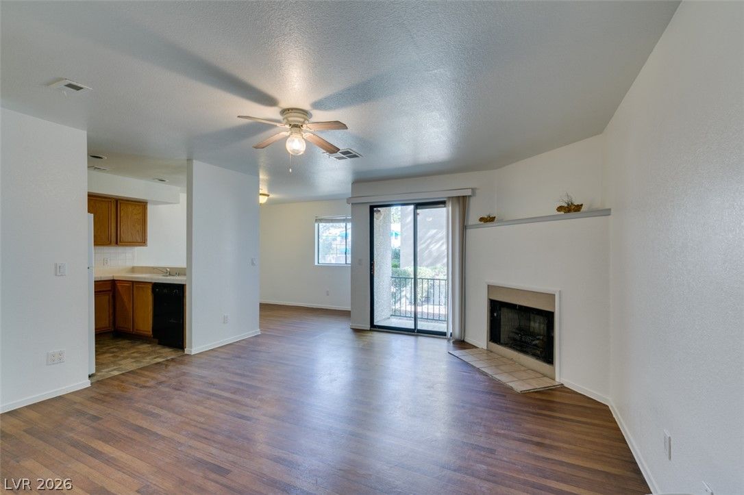 2220 Pine Breeze Lane 103 — photo 4