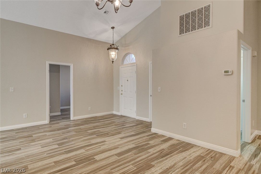 1331 Frost Flower Drive — photo 4