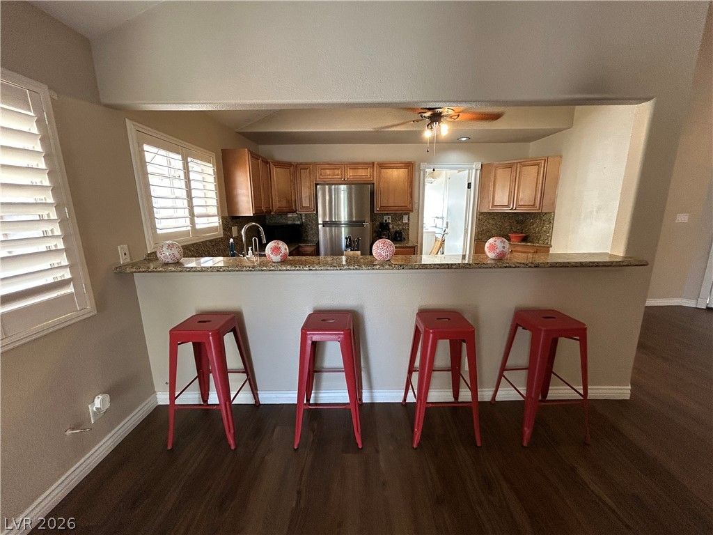 267 Westwind Road — photo 5 of 27