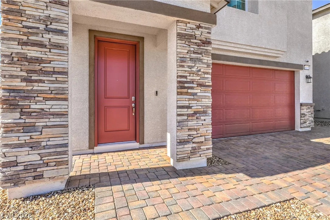 3820 Tropical Zen Avenue — photo 4
