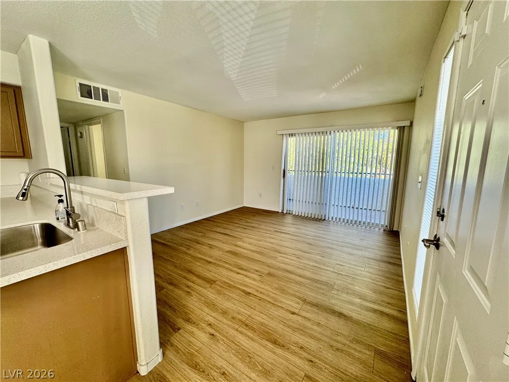 3060 Casey Drive 204 — photo 3