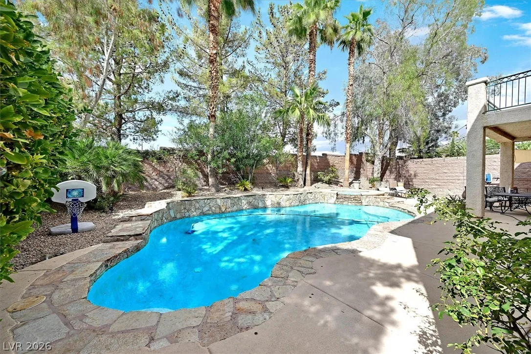 2282 Tedesca Drive — photo 2