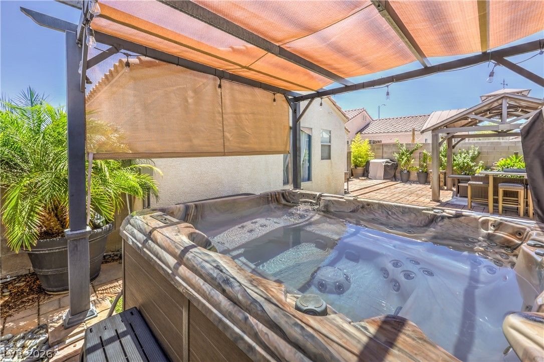 8548 Hidden Pines Avenue — photo 3
