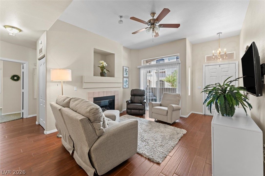 700 Carnegie Street 812 — photo 2