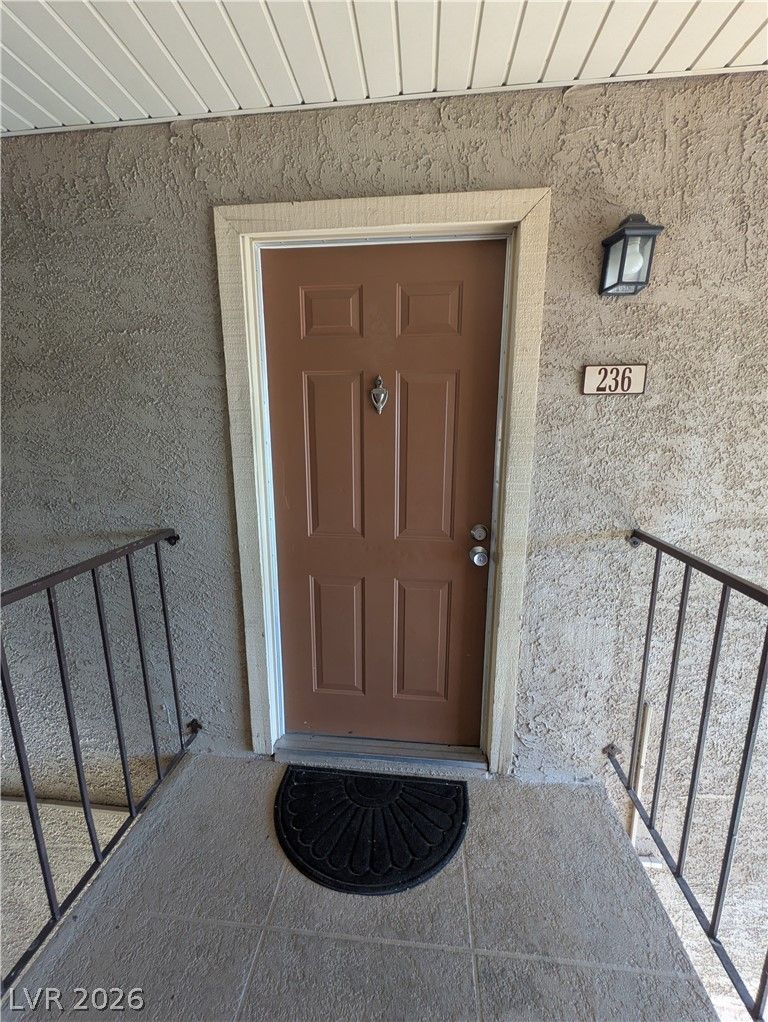 5321 River Glen Drive 236 — photo 2 of 19