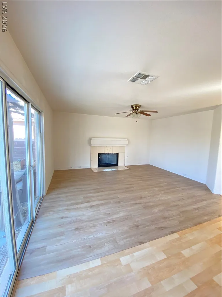 8328 Sea Glen Drive — photo 4