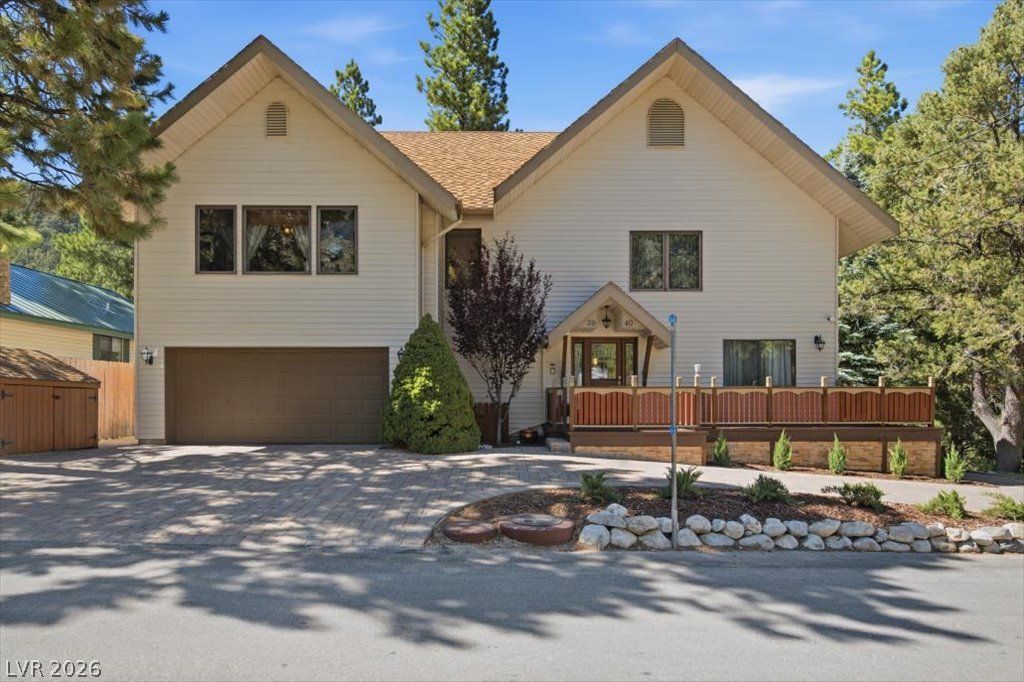 3940 White Fir Way — photo 2