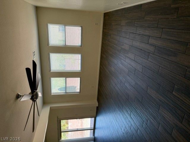 320 Point Loma Avenue — photo 2