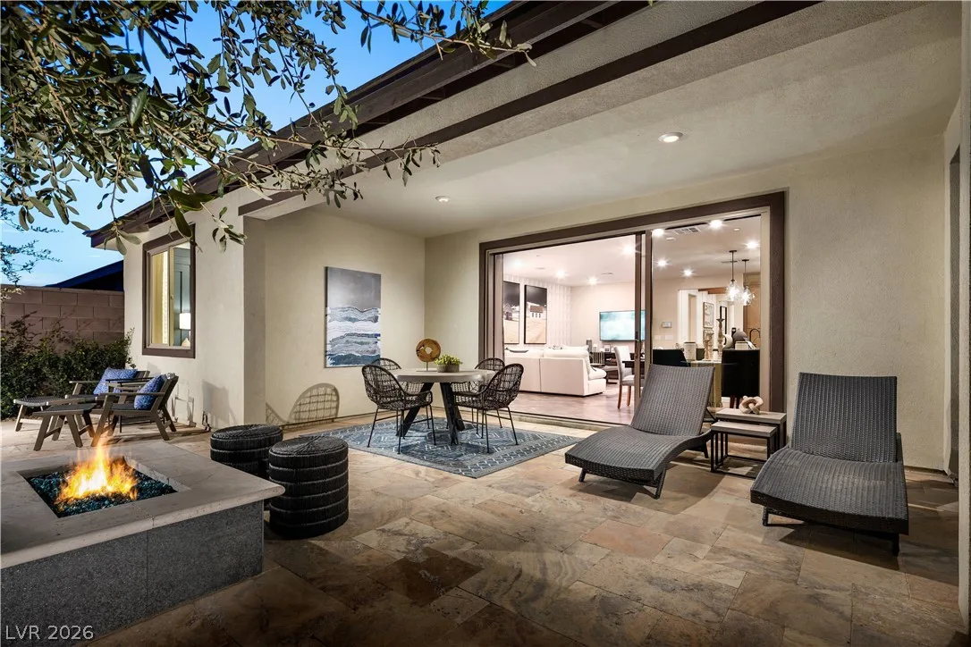 10026 Amber Rose Avenue — photo 2