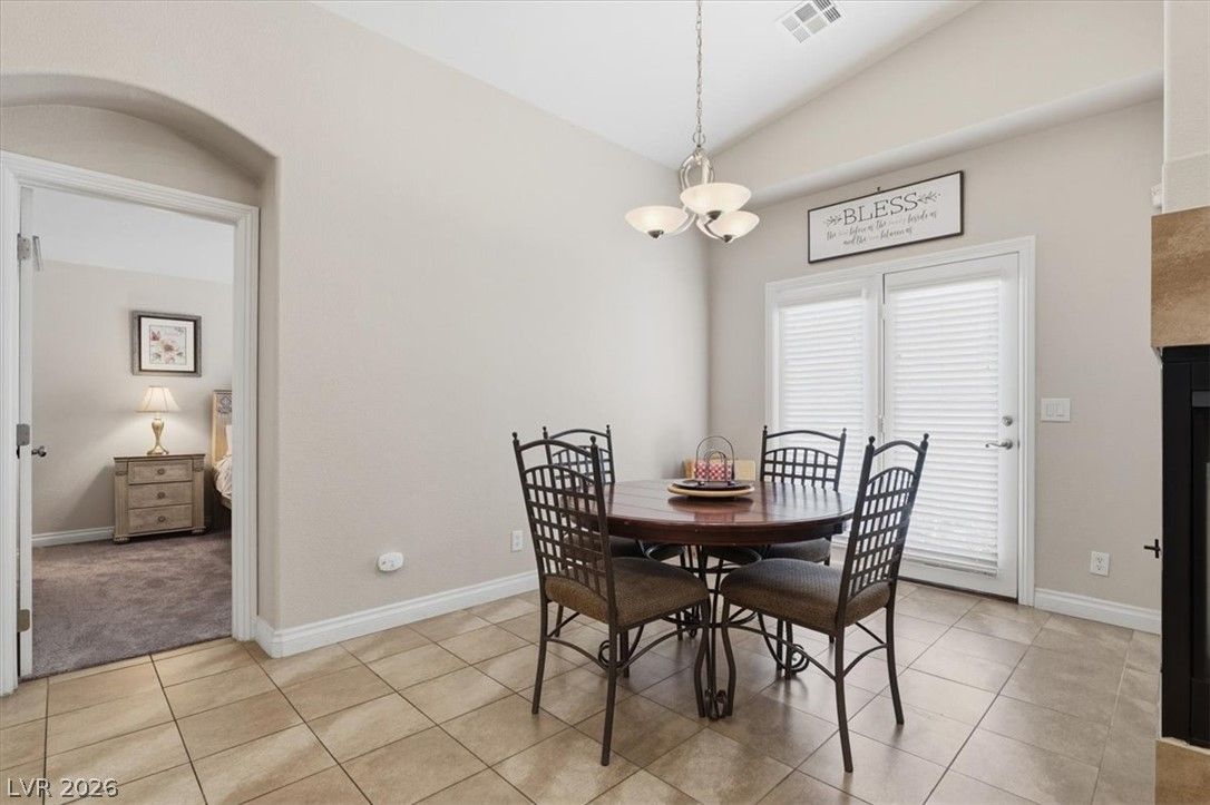 1183 Garretts Bluff Way 101 — photo 4 of 23