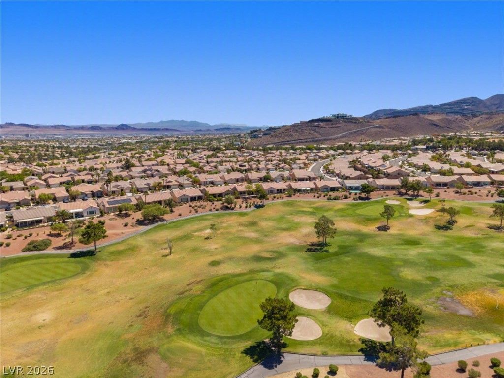 2118 Desert Woods Drive — photo 5