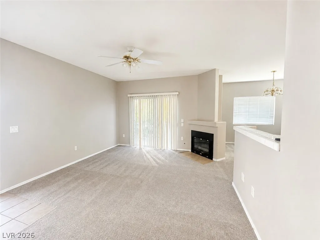 1050 East Cactus Avenue 1074 — photo 2
