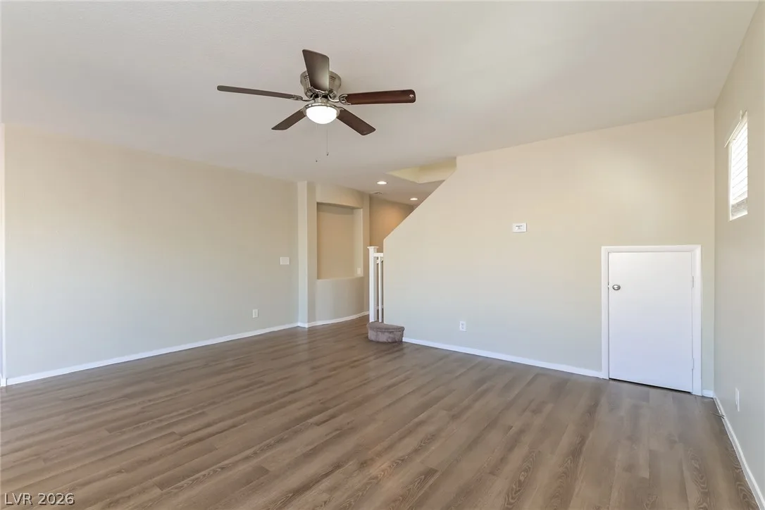 5254 Jacala Street — photo 5 of 22