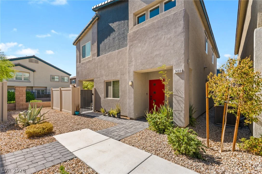 7433 Onyx Star Street — photo 2