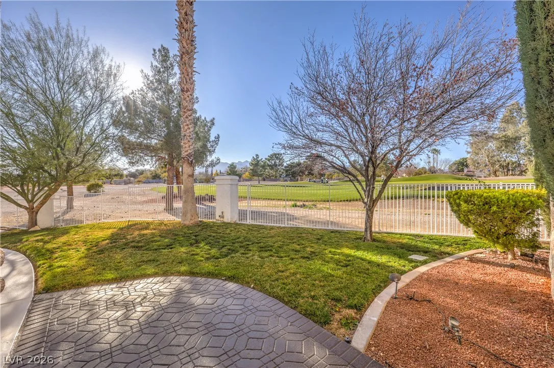 5152 Forest Oaks Drive — photo 4