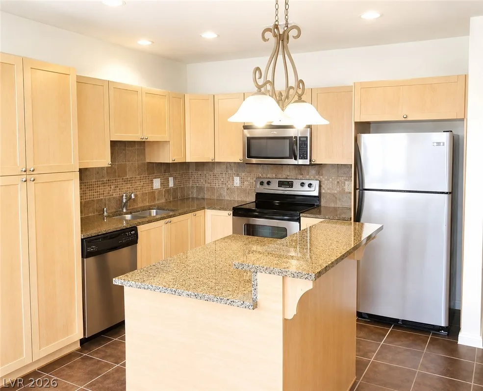 2455 West Serene Avenue 527 — photo 3
