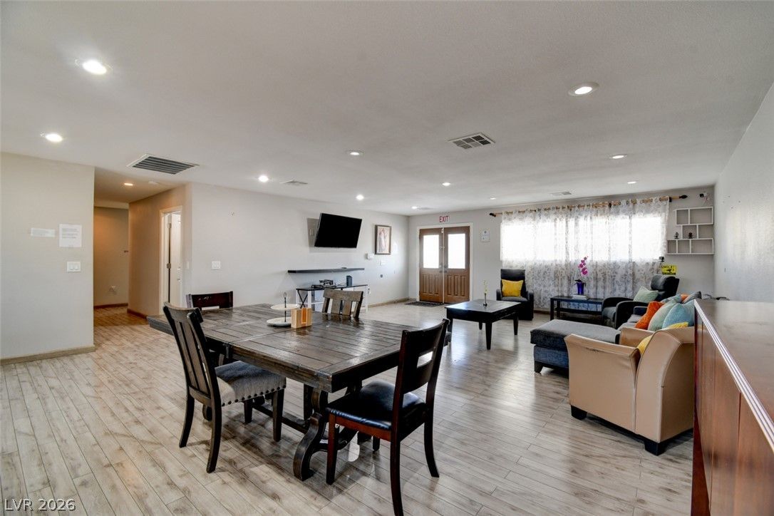 603 Palmhurst Drive — photo 3