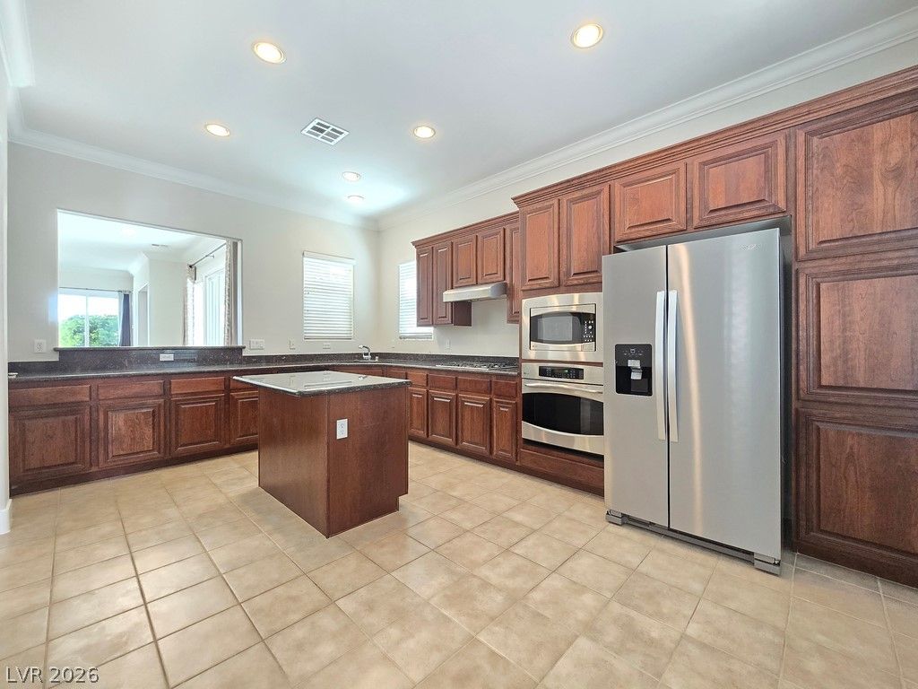 11363 Colinward Avenue — photo 3 of 30