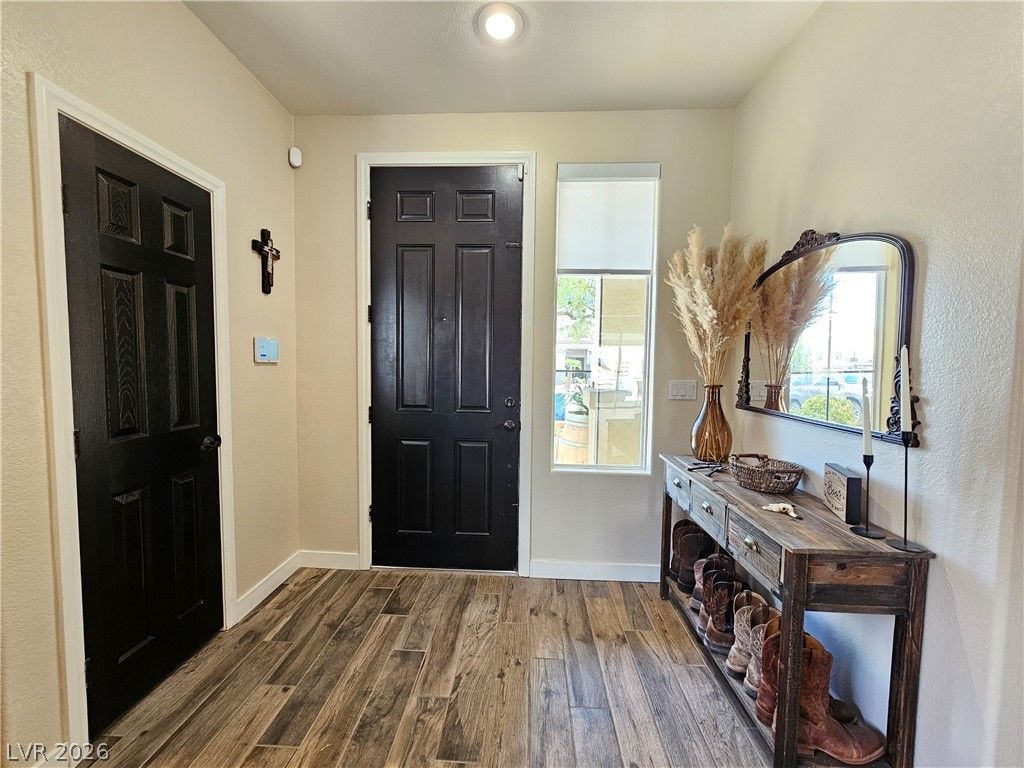 8073 Villa Pulido Street — photo 2